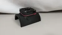 Kühlvogel 49 ARRMA Edition mit schwarzer gewölbter Haube und Lüfter, von vorn