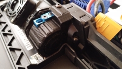 Team Asso SR7 Ritzelabdeckung